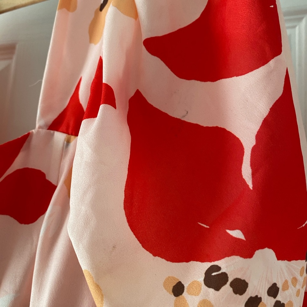 Gorgeous Floral Puff Sleeve Midi Dress - Large - Picture 6 of 6
